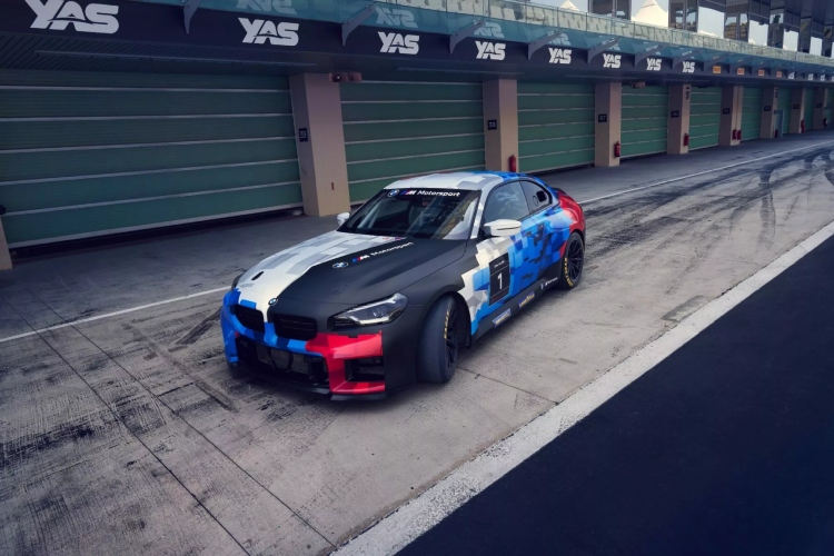 bmw-m2-racing-cetiri-cilindra-stari-duh-i-dovoljno-konja-da-zaboravis-na-sestaka-12