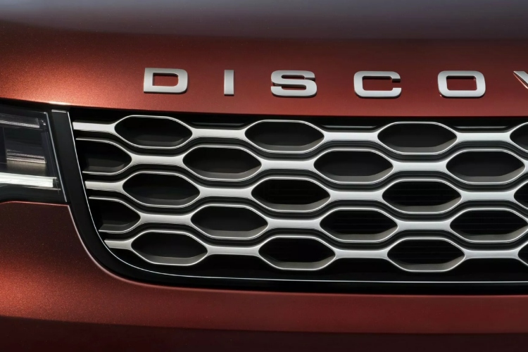 najglamurozniji-discovery-ikada-land-rover-lansira-tempest-i-gemini-edicije-koje-brisu-granicu-izmedu-luksuza-i-terena-24