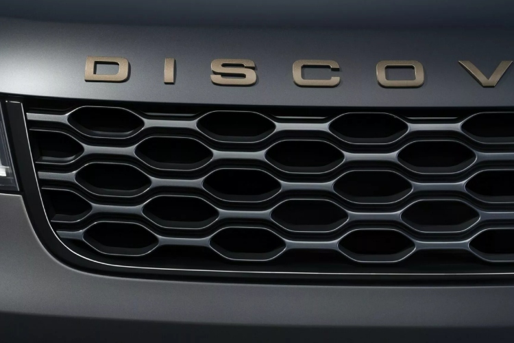 najglamurozniji-discovery-ikada-land-rover-lansira-tempest-i-gemini-edicije-koje-brisu-granicu-izmedu-luksuza-i-terena-7