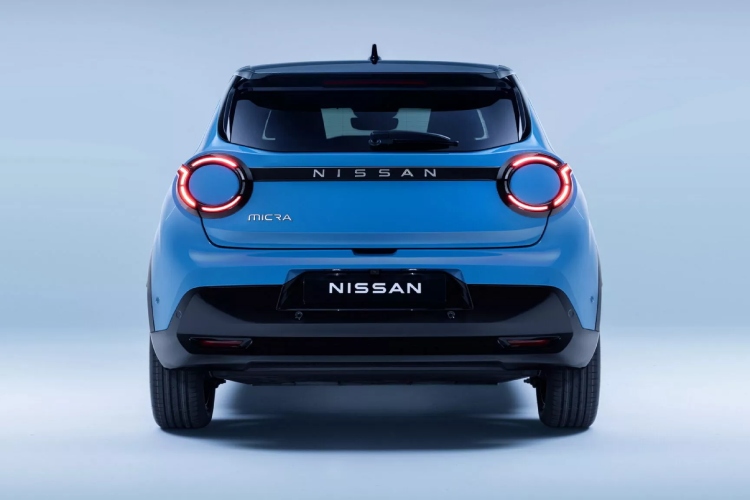 mikra-na-struju-ali-totalno-drugacija-nissan-predstavio-elektricni-hatch-koji-se-vise-ne-prepoznaje-15