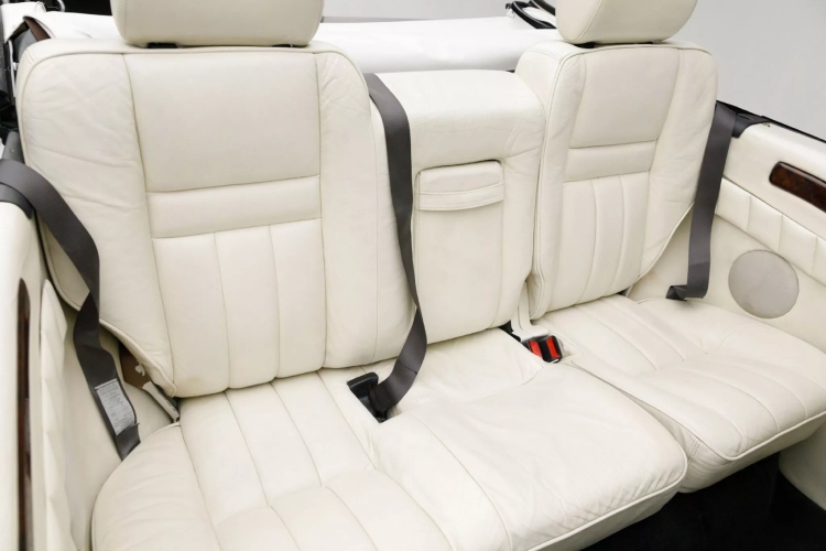 range-rover-skinuo-krov-i-vrata-dodao-nulu-na-cenu-i-postao-apsolutni-hit-6
