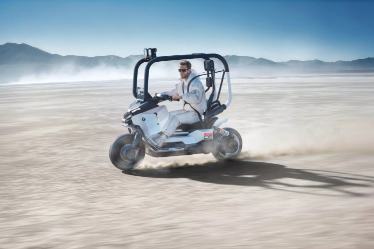 bmw-podize-dorkiness-skutera-na-novi-nivo-sa-vision-ce-konceptom-9