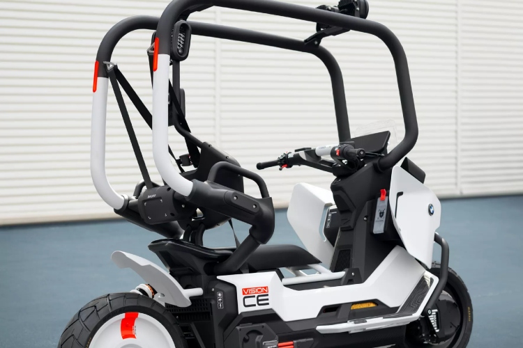 bmw-podize-dorkiness-skutera-na-novi-nivo-sa-vision-ce-konceptom-13