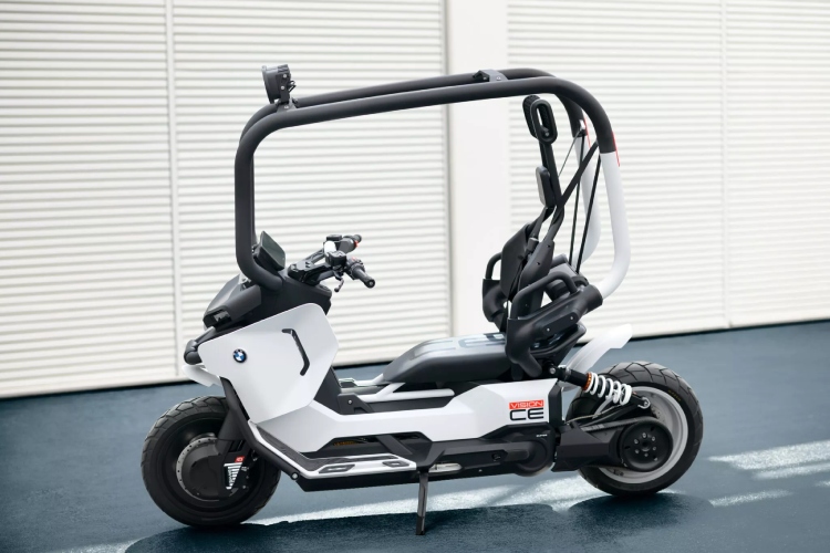 bmw-podize-dorkiness-skutera-na-novi-nivo-sa-vision-ce-konceptom-22