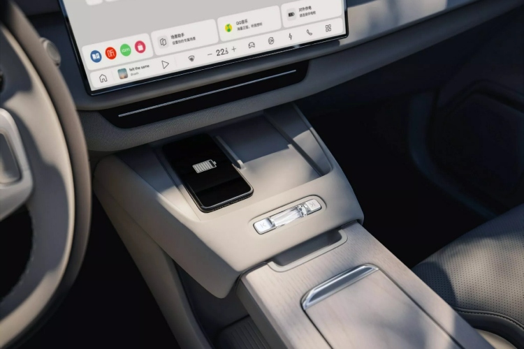novi-volvo-xc70-zaboravlja-svoje-karavanske-korene-i-postaje-krosover-18