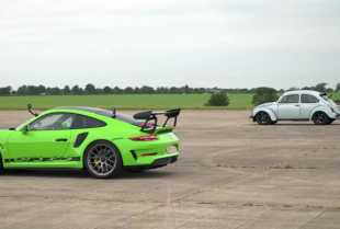 Stara Buba sa električnim motorom protiv novog 911 GT3 RS modela