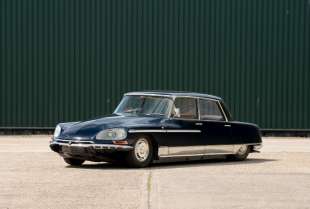 Jedan od najcenjenijih klasika i najluksuznijih automobila u istorji odlazi na aukciju