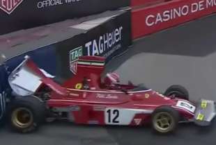 Šarl Lekler u Monaku slupao klasični Ferrari bolid Nikija Laude