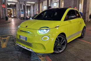 Abarth 500 električni automobil snimnjen pred zvaničnu premijeru