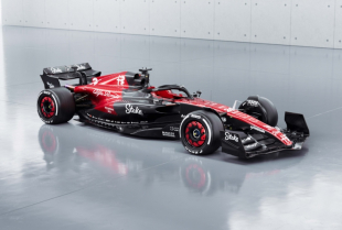 Alfa oduševila čitavu sportsku javnost izvanrednom liverijom svog novog F1 bolida