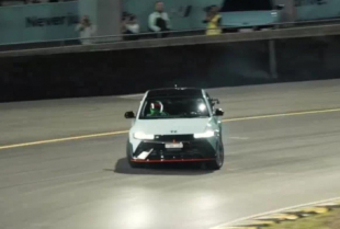 Japanska legenda drifta u ludačkoj vožnji novog Hyundai Ioniq 5 N modela