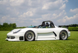 Porsche Boxster pretvoren u trkačku zver duplog turbo punjenja