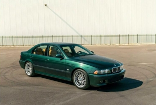 E39 BMW M5 u savršenom stanju je primamljiv, ali da li vredi više od novog M3?