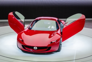 Mazda Iconic SP: Povratak rotacionog motora sa elektrifikovanim zaokretom