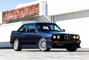 1 od 501 BMW E30 M3 Evolution II je vrhunski sportski automobil za vožnju