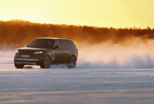 Novi Range Rover Electric jači je od twin-turbo V8 – tiho, brzo i aristokratski bezobrazno