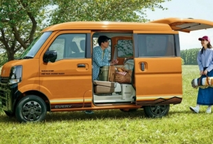 Suzuki Every J Limited: Kada kombi odluči da glumi SUV