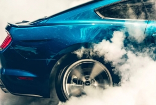 Mustang, potpisivanje, jurnjava i tejzer – haos na ulicama završio se hapšenjem